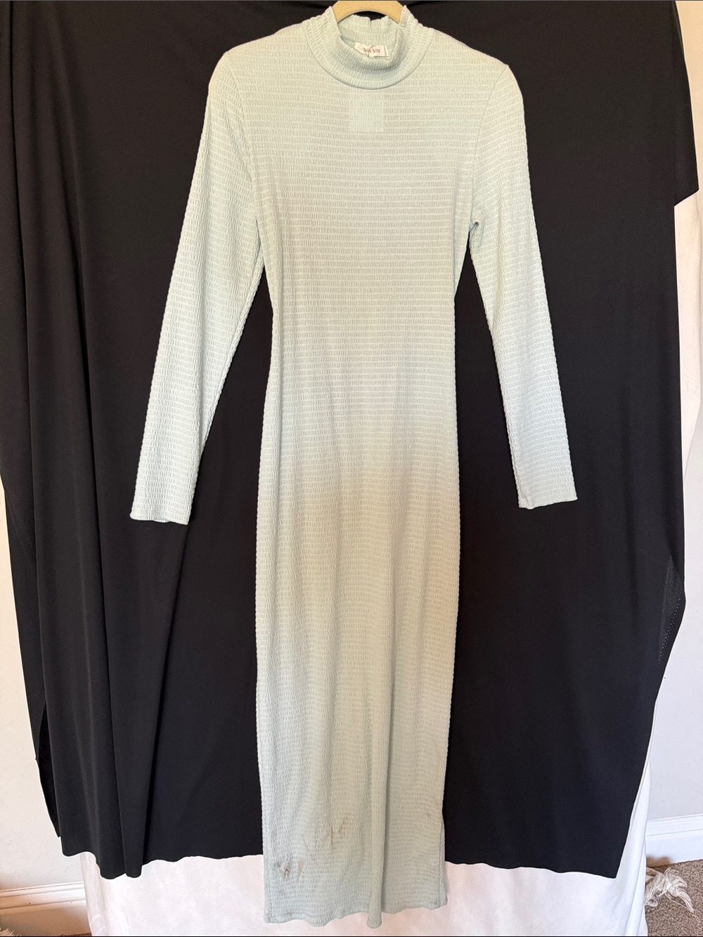 Long Sleeve Ribbed Maxi Dress in Light Mint - Unbranded